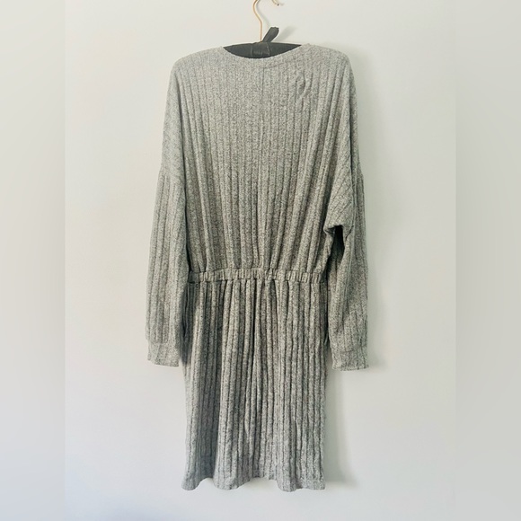 Noisy May Mottled Grey Sweater Dress With Pockets - Picture 4 of 7